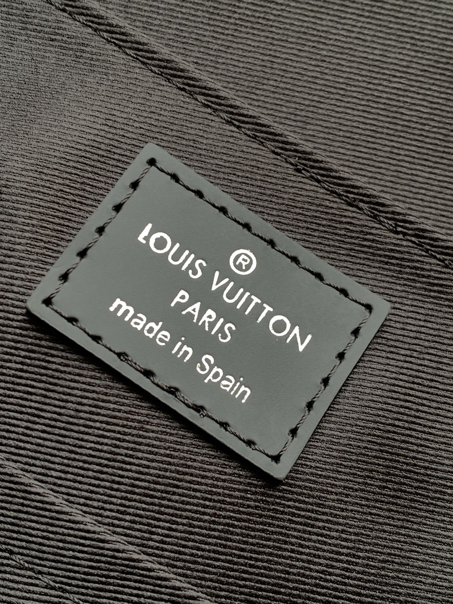Louis Vuitton Messenger Bag M46255