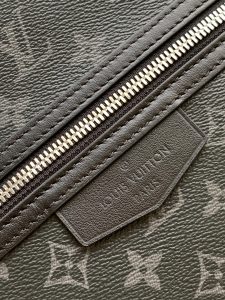 Louis Vuitton Backpack M14020