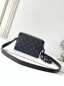 Louis Vuitton Shoulder Bag M44735