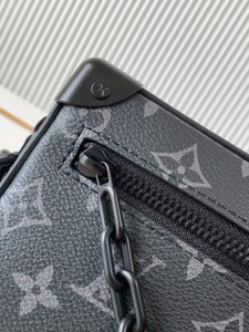 Louis Vuitton Shoulder Bag M44735