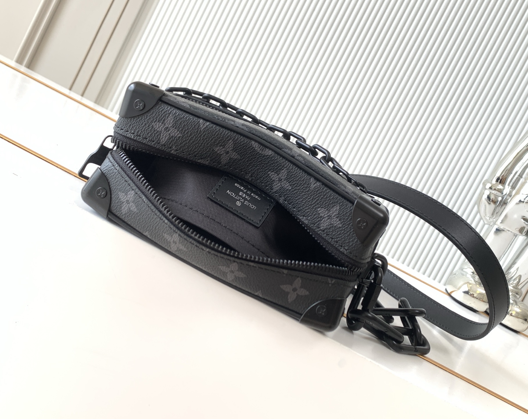 Louis Vuitton Shoulder Bag M44735