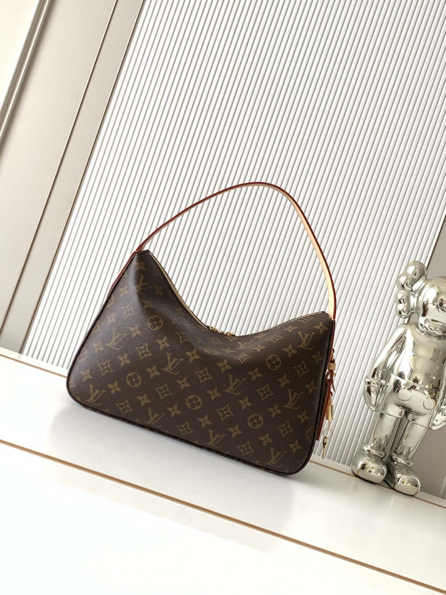 Louis Vuitton Shoulder Bag M11952