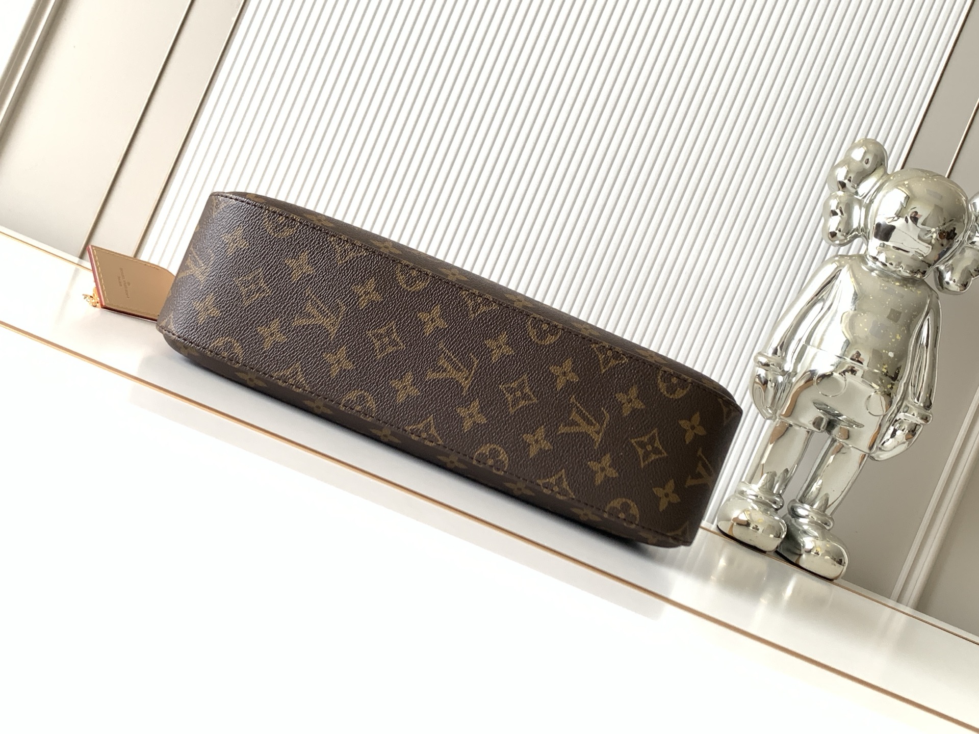 Louis Vuitton Shoulder Bag M11952