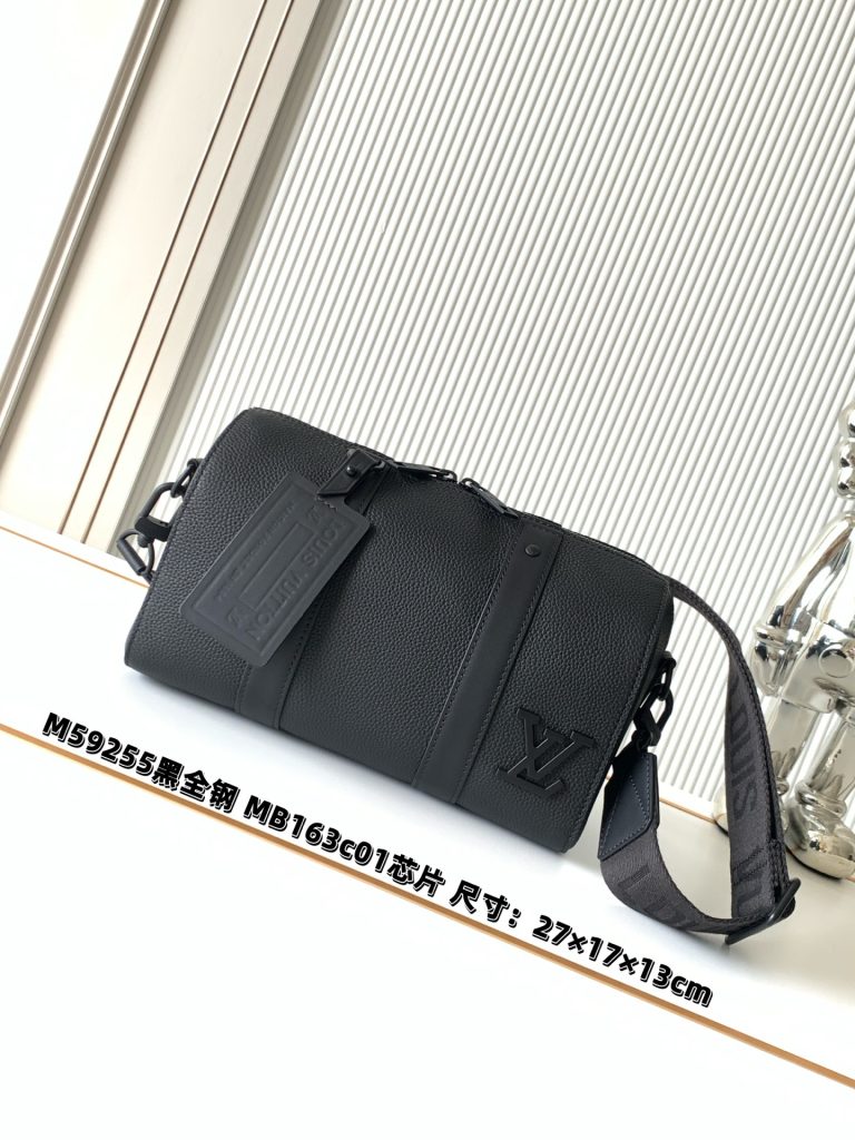 Louis Vuitton Handbag M59255 in Black
