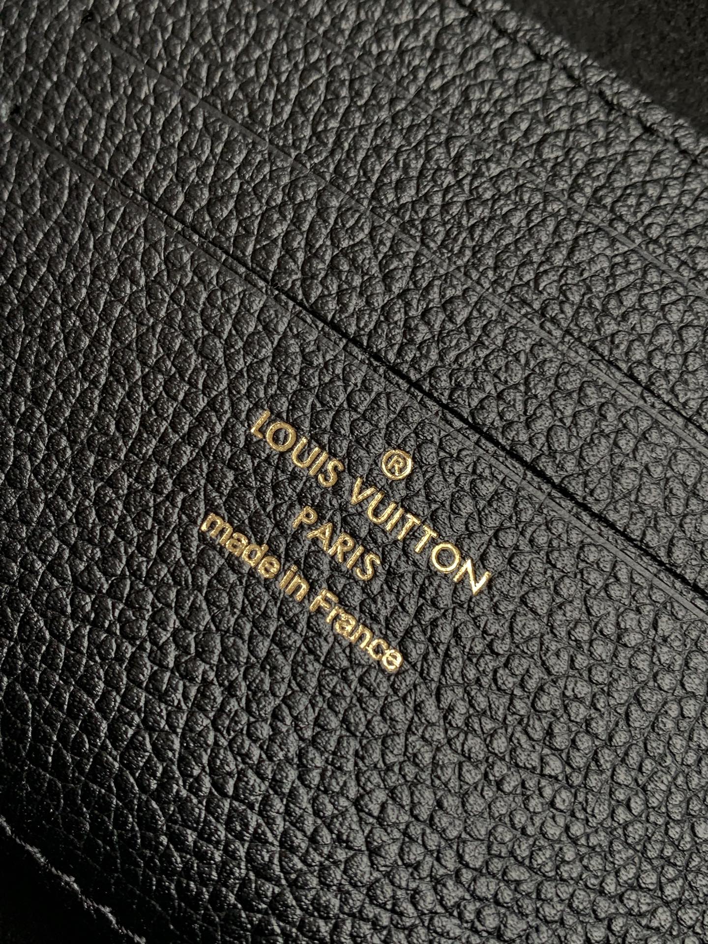 Louis Vuitton Shoulder Bag M82154 in Black