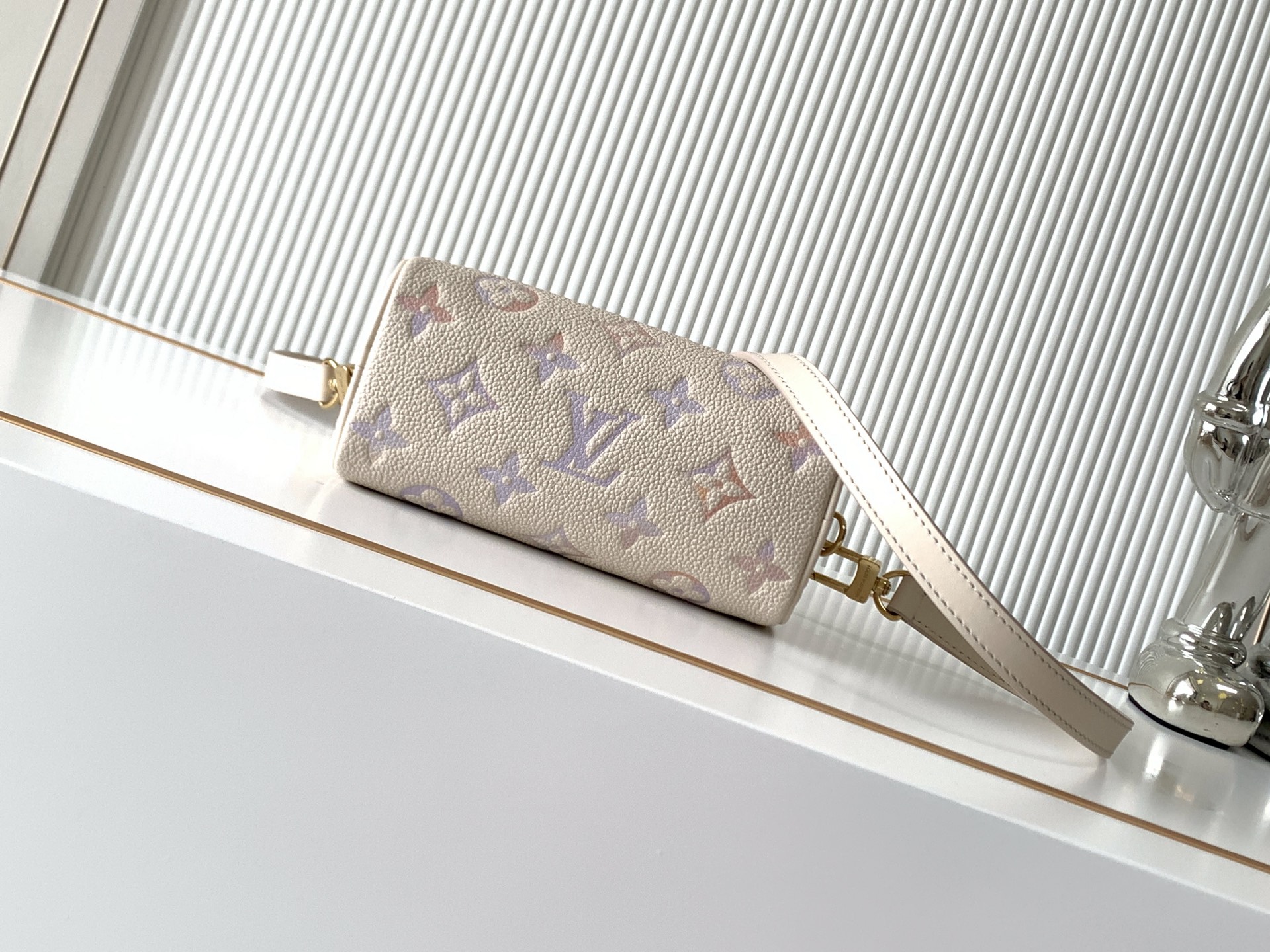 Louis Vuitton Nano Speedy Handbag M25591
