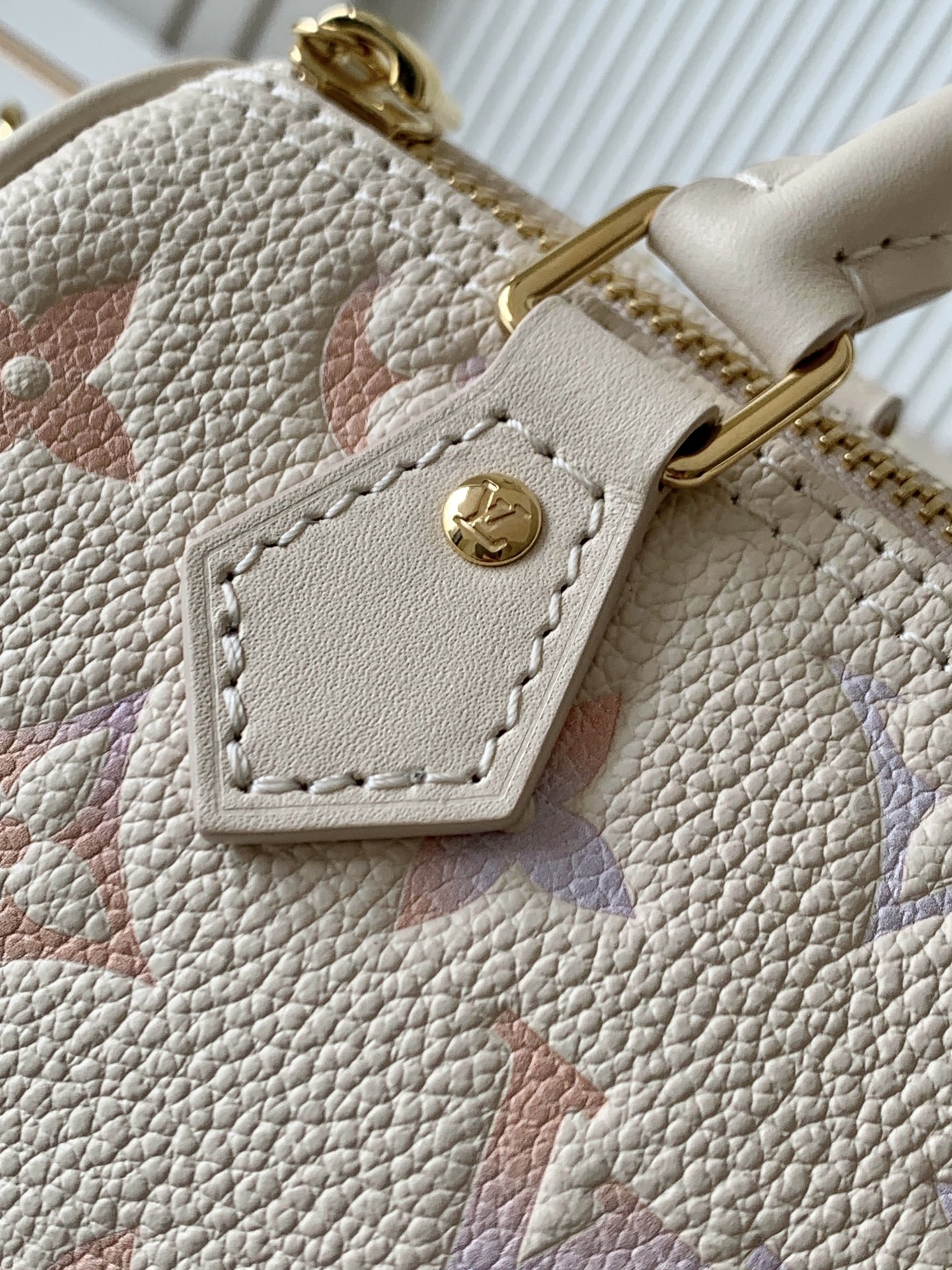 Louis Vuitton Nano Speedy Handbag M25591