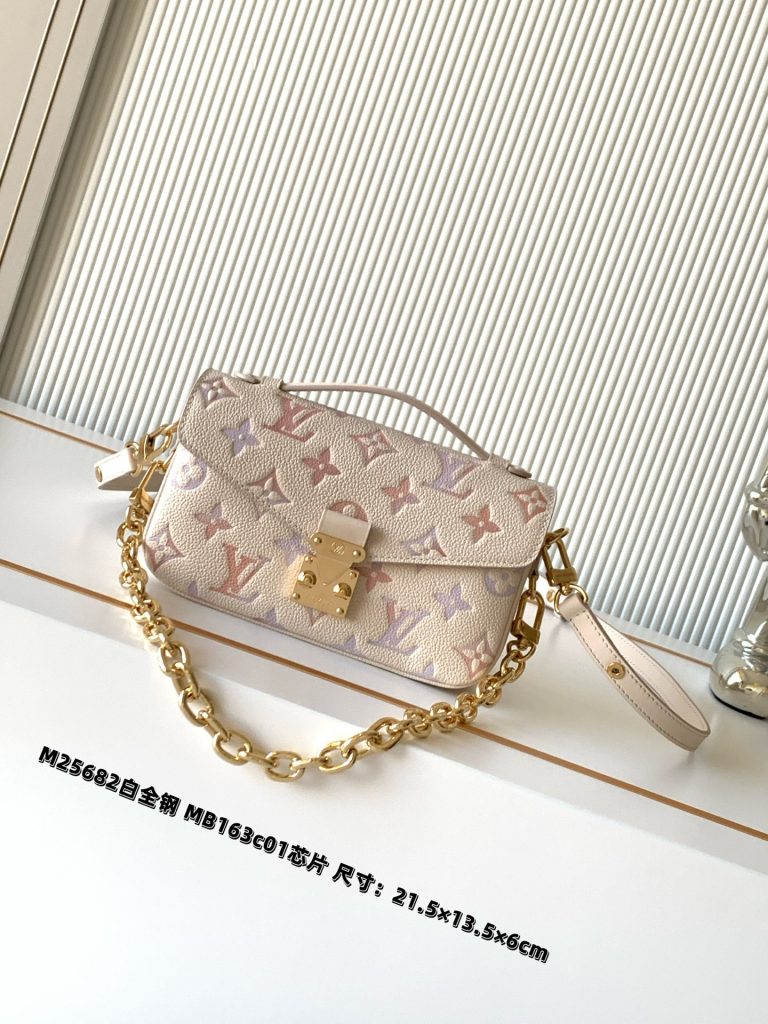 Louis Vuitton Pochette Metis East West Handbag M25682