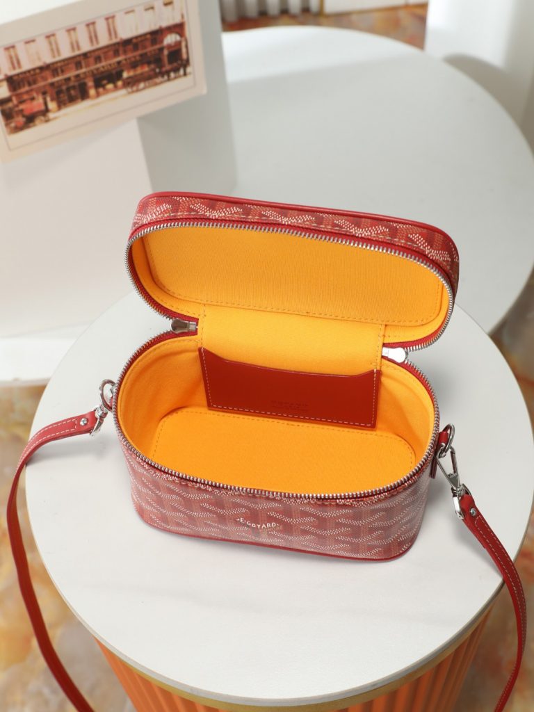 Goyard Shoulder Bag 020251
