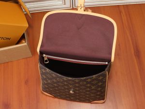 Louis Vuitton Shoulder Bag M29631