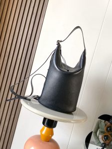 Shoulder Bag 9158 in Black