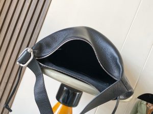 Shoulder Bag 9158 in Black