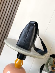 Shoulder Bag 9159 in Black