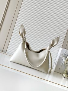 Shoulder Bag 9186 in White