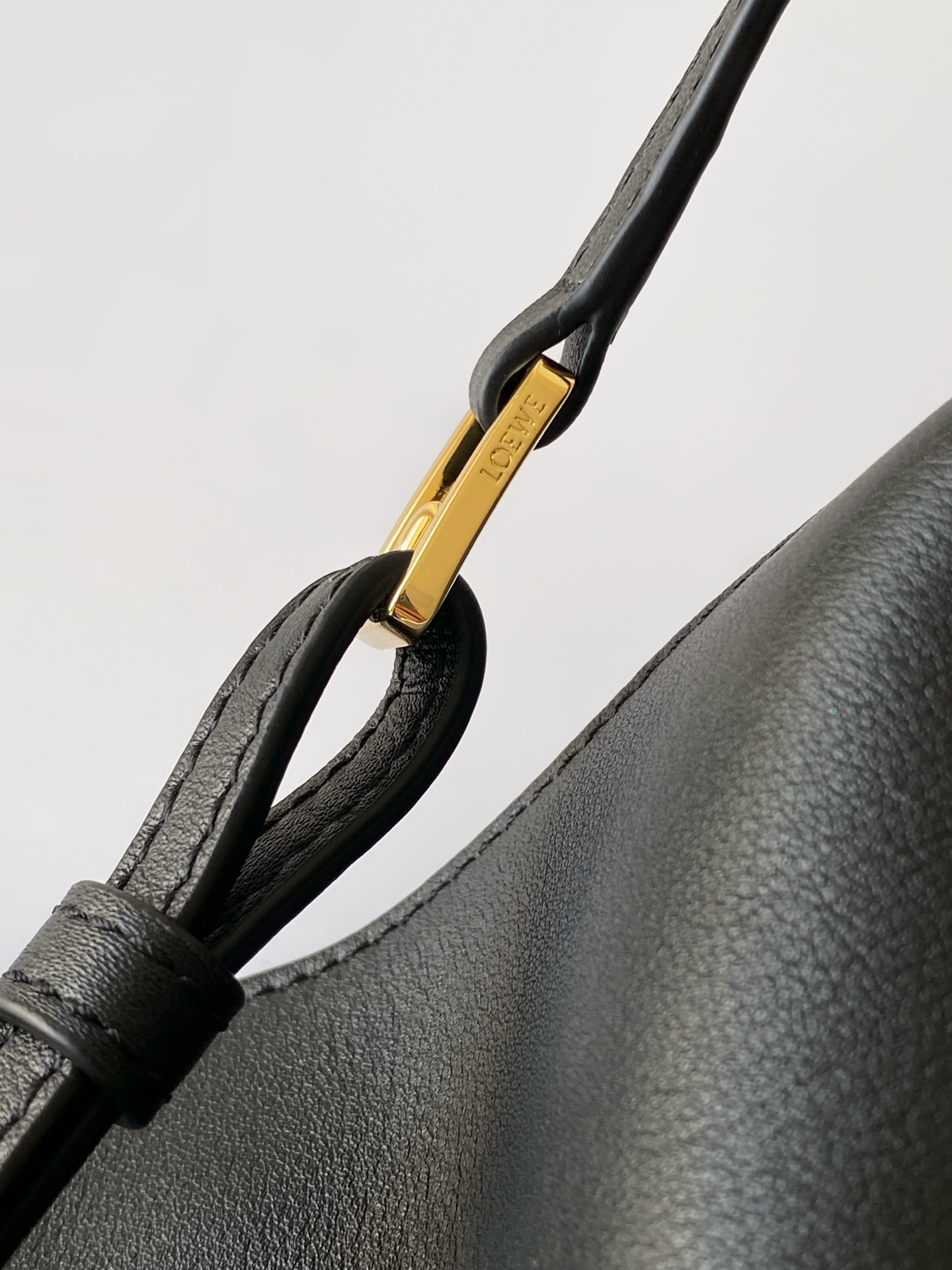 Shoulder Bag 9186 in Black