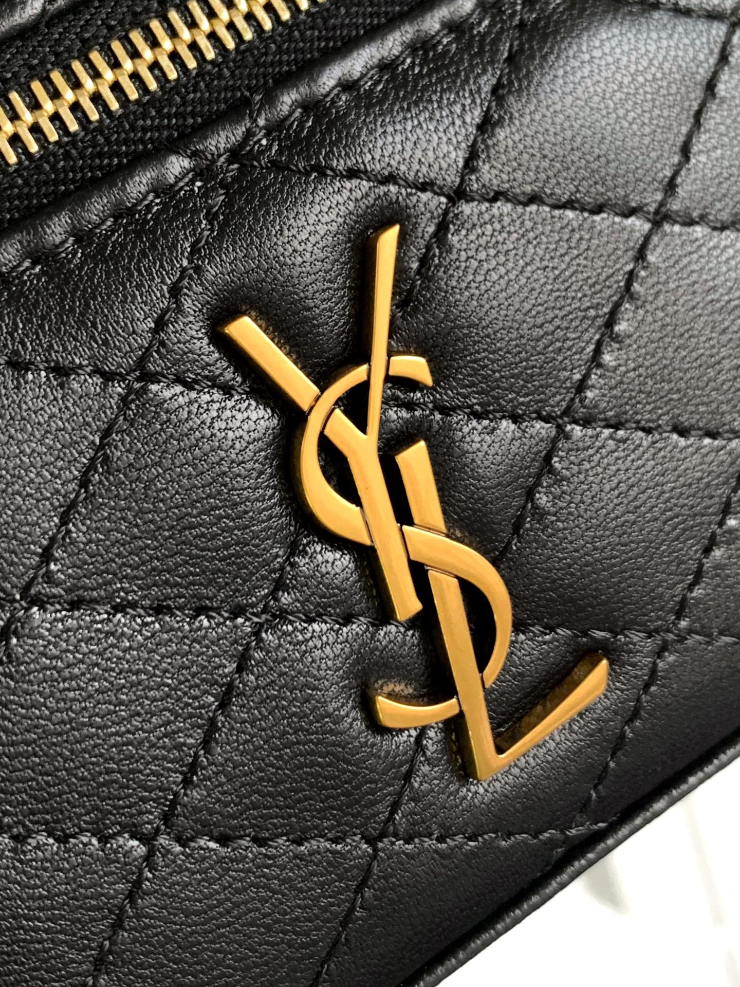 Card Holder 766731 in Black