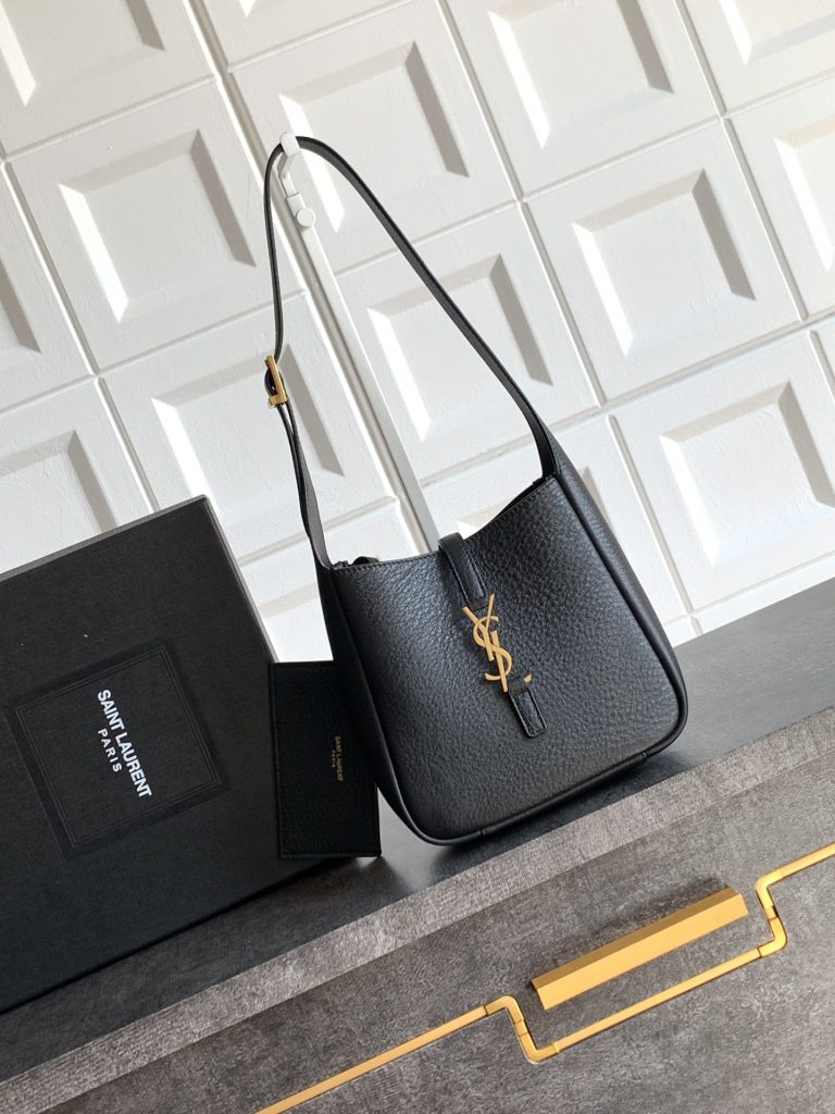 YSL Card Holder 809461 in Black