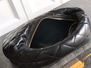 Handbag 851689