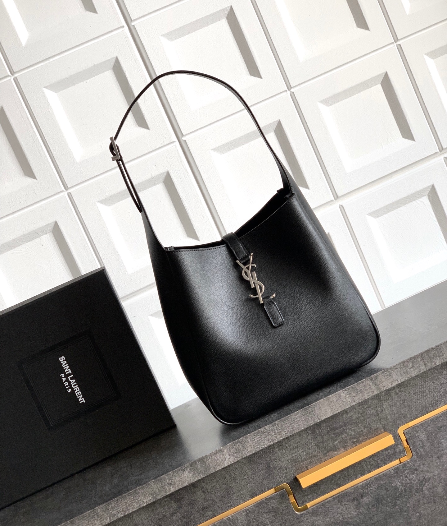 Handbag 713938