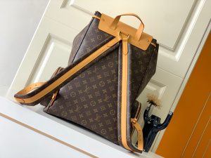 Louis Vuitton Bag M44658