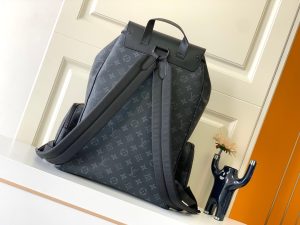 Louis Vuitton Bag M45538
