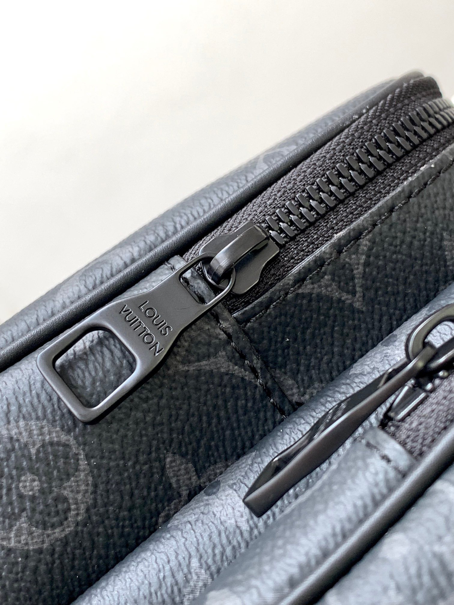 Louis Vuitton Bag M45538