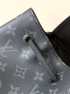 Louis Vuitton Bag M45538