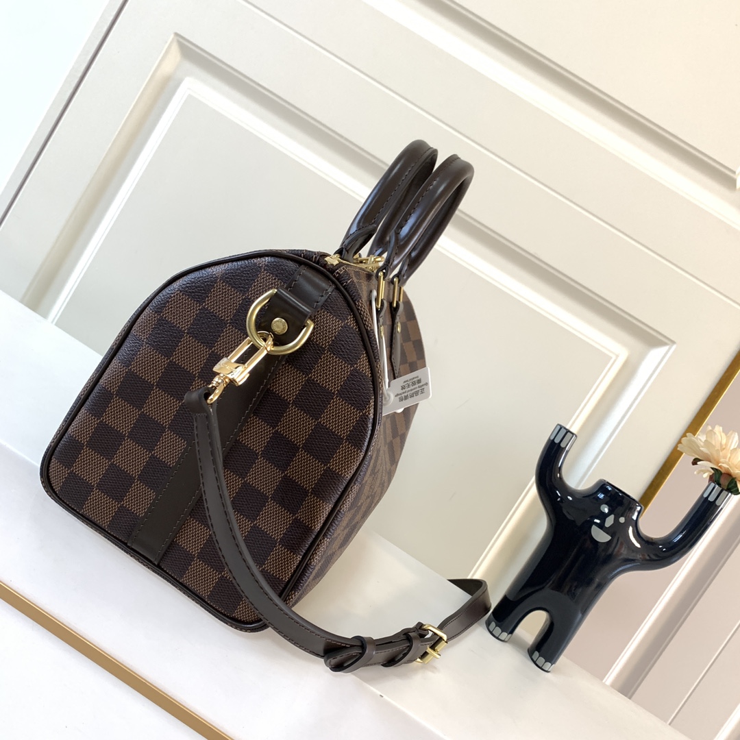 Bag 1228702400
