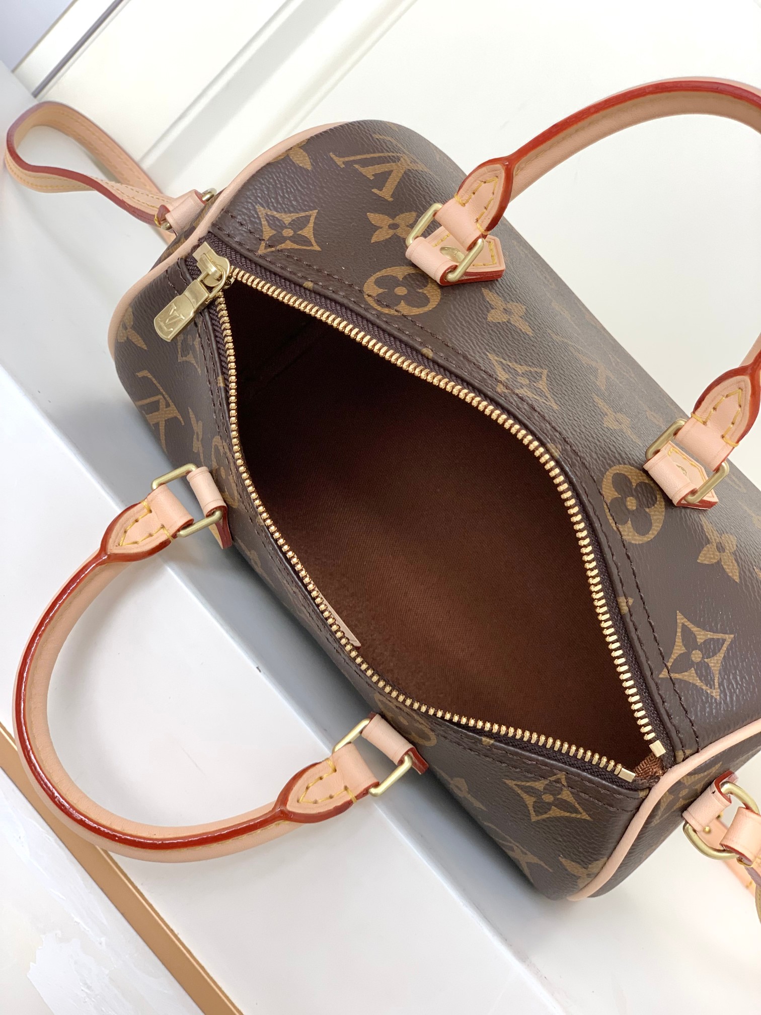 Louis Vuitton Bag M61251