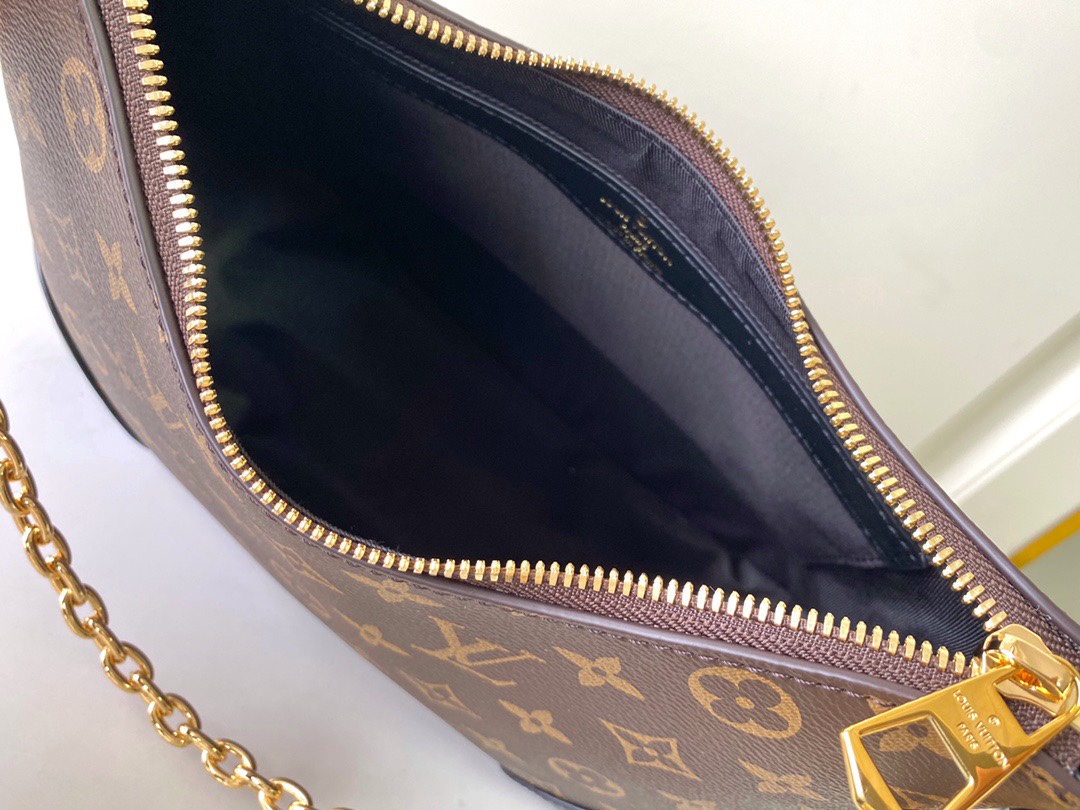 Louis Vuitton Bag M45831