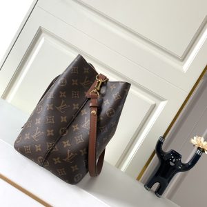 Louis Vuitton Bag M44887
