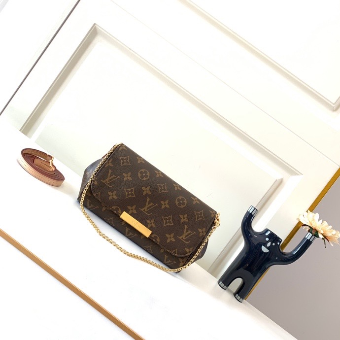 Louis Vuitton Bag M40717