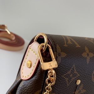 Louis Vuitton Bag M40717