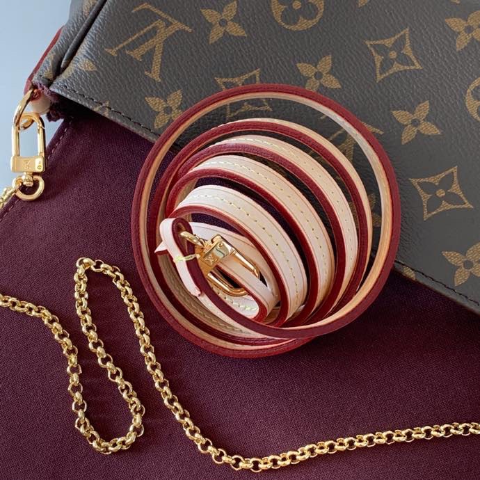 Louis Vuitton Bag M40717