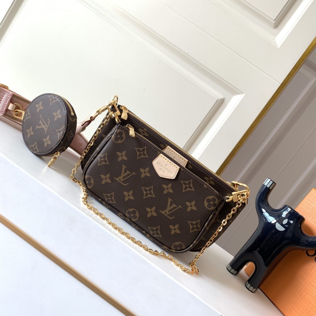 Louis Vuitton Handbag M44840
