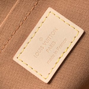 Louis Vuitton Handbag M44840