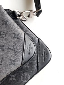 Louis Vuitton Bag M69443