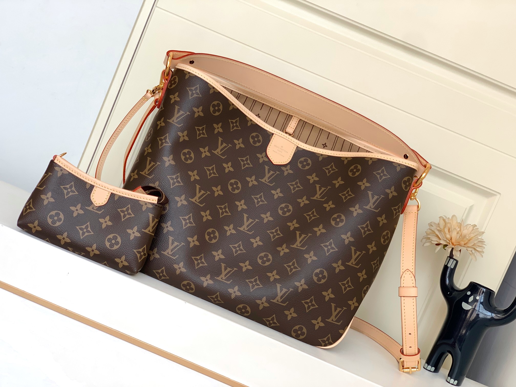 Louis Vuitton Bag M40352