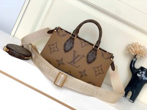 Louis Vuitton Bag M46653