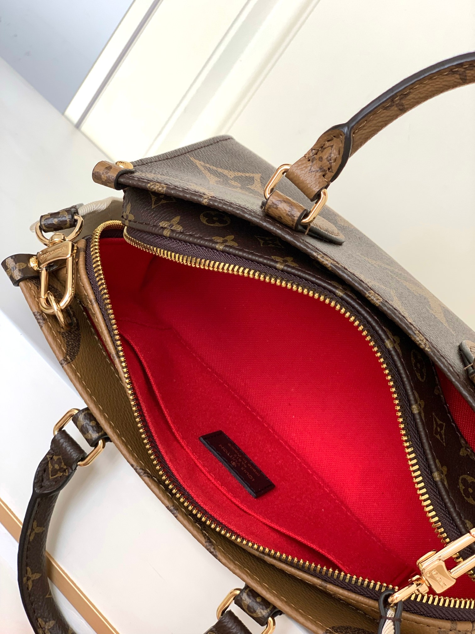 Louis Vuitton Bag M46653