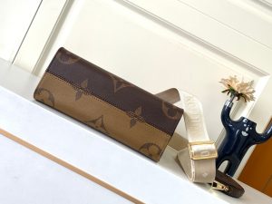 Louis Vuitton Bag M46373