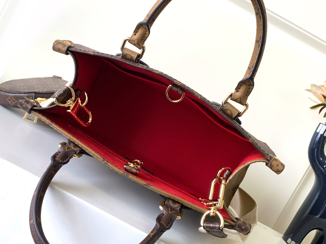 Louis Vuitton Bag M46373