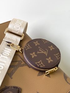 Louis Vuitton Bag M46373