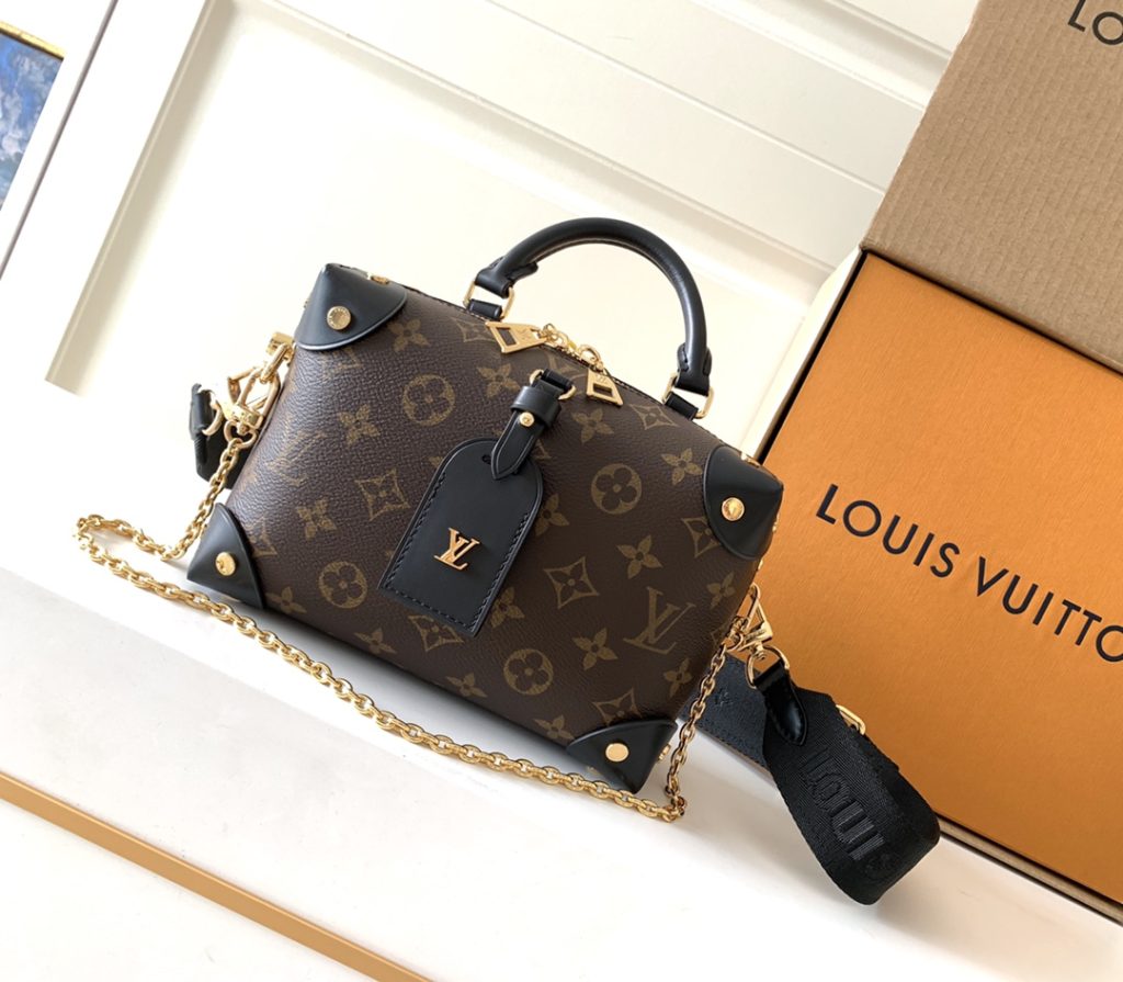 Louis Vuitton Bag M45571