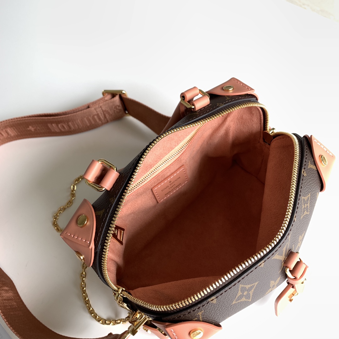 Louis Vuitton Bag M45531