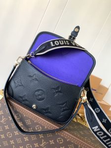 Louis Vuitton Shoulder Bag M47161 in Black