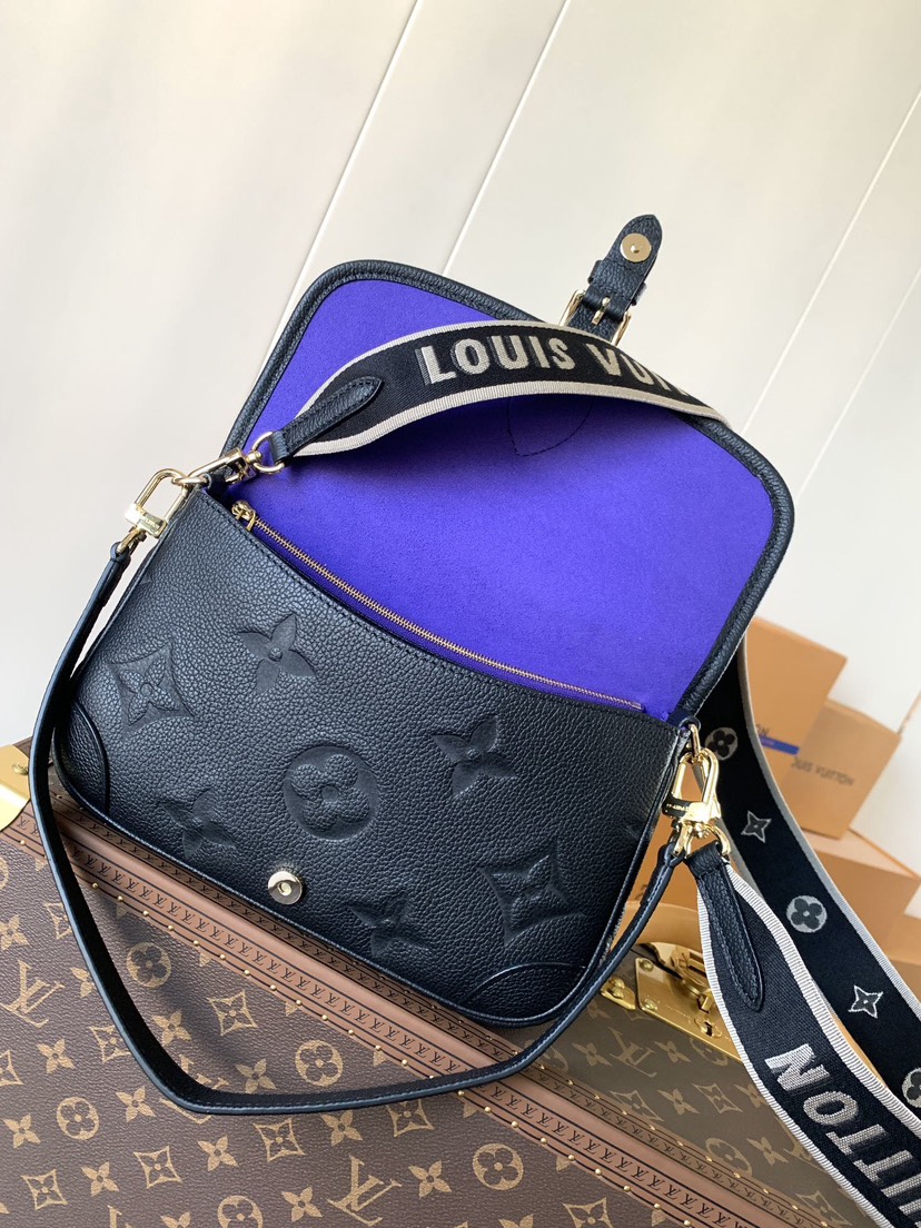 Louis Vuitton Shoulder Bag M47161 in Black