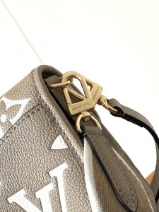 Louis Vuitton Shoulder Bag M47161 in Black