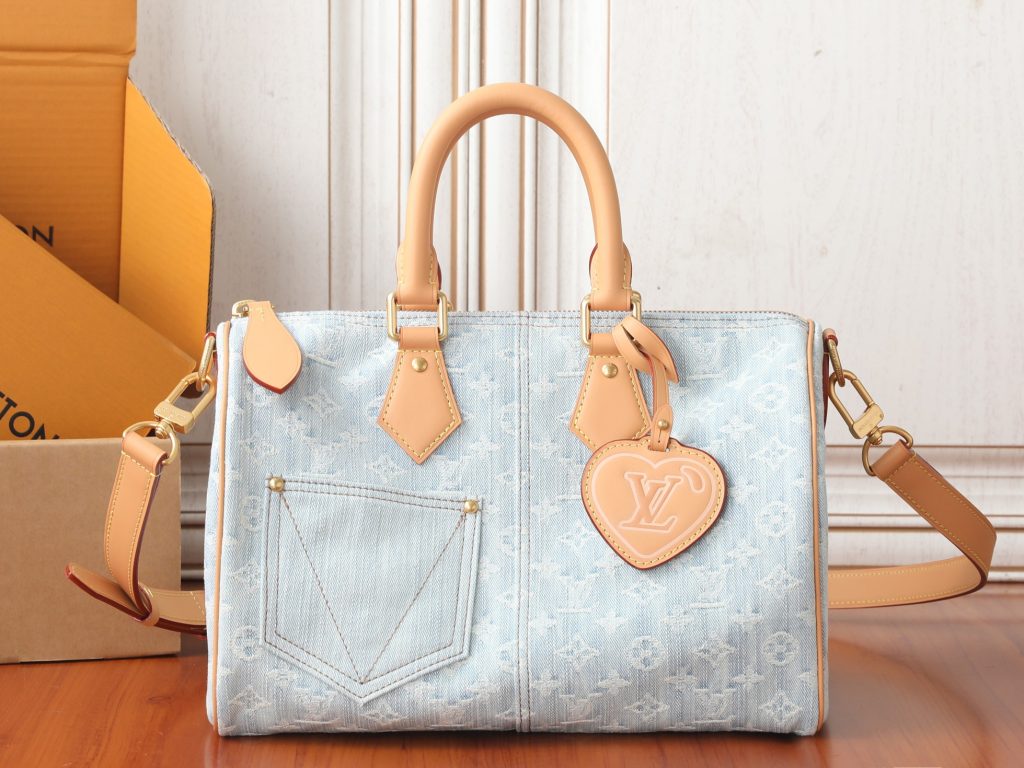 Louis Vuitton Handbag in Denim