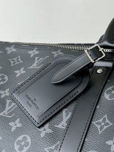 Louis Vuitton Handbag M40605